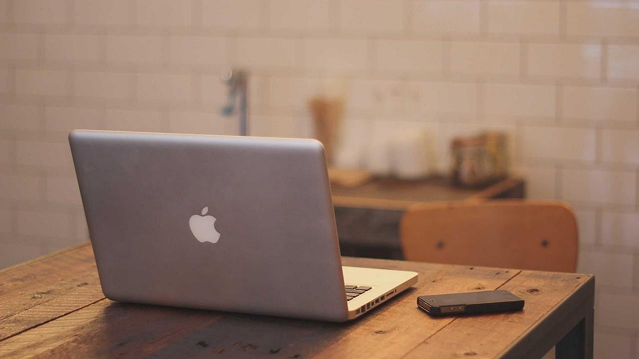 Imagine reprezentativă pentru articolul „10 Essential PHP 8.4 Features Every Developer Should Use”