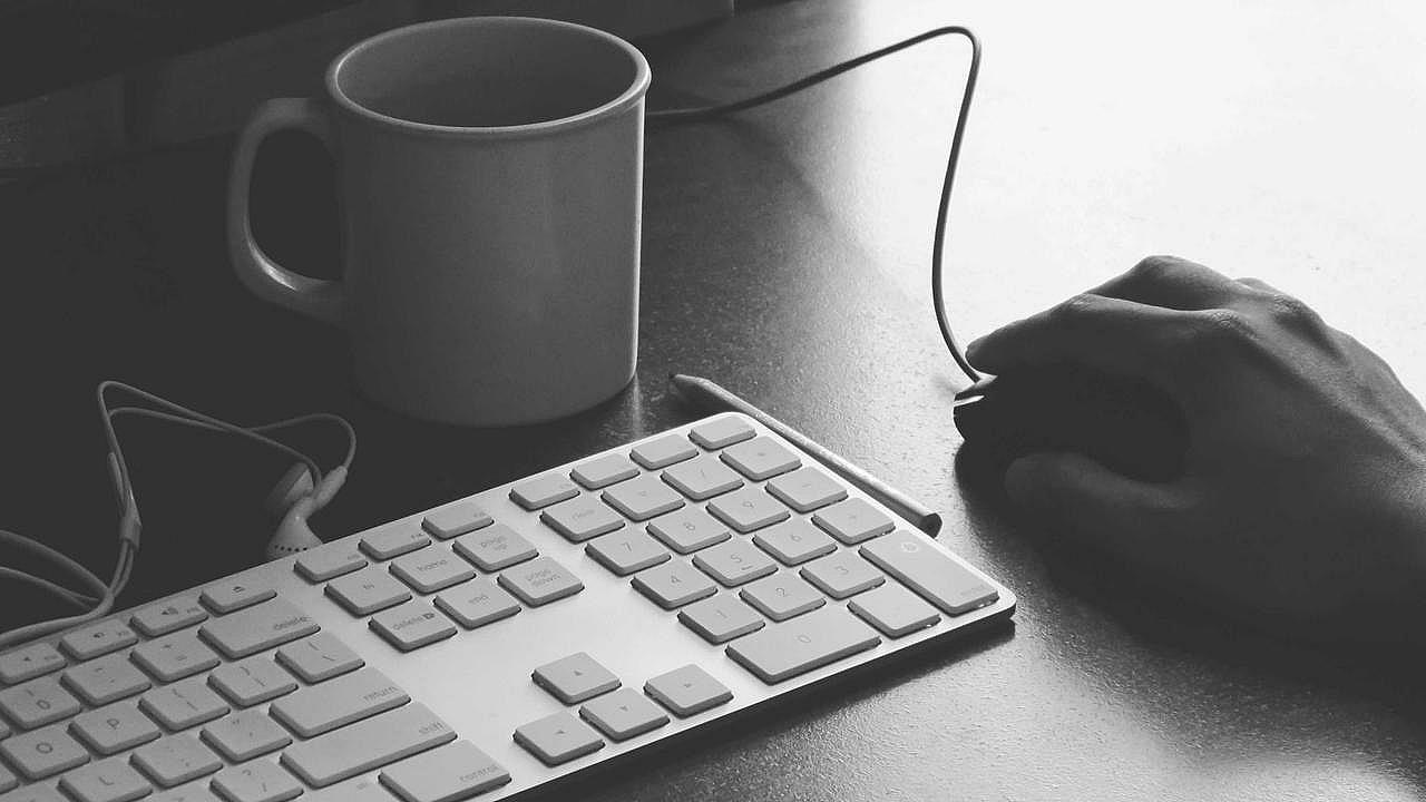 Imagine reprezentativă pentru articolul „Why Every Developer Needs a Side Project (and How to Actually Finish One)”